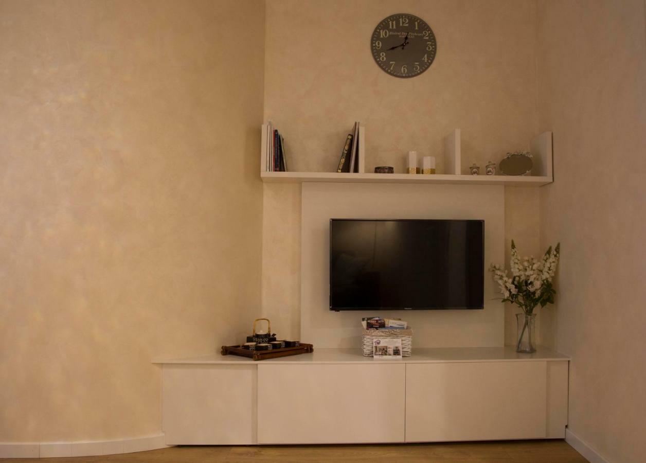 Lella'S Home Комо Экстерьер фото